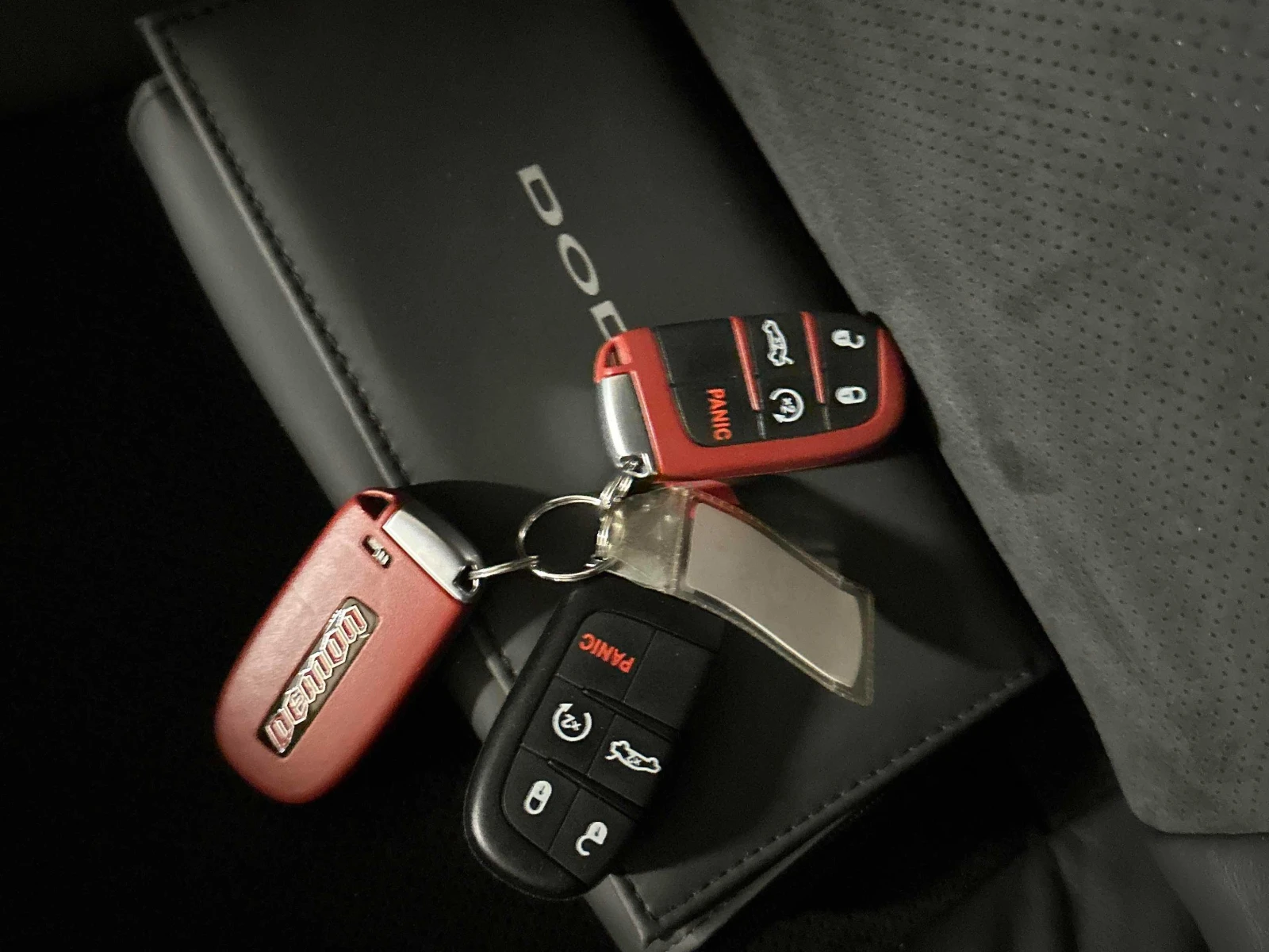 Dodge Challenger DEMON * * DRAG PACKAGE * * CARFAX * *  - изображение 10