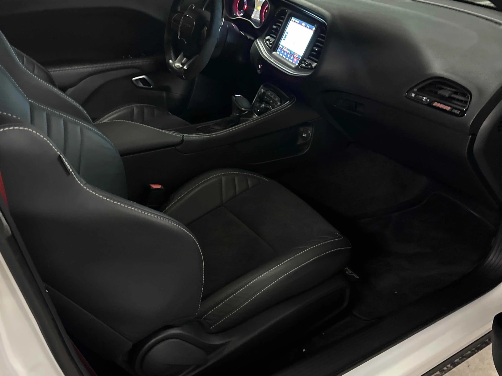 Dodge Challenger DEMON * * DRAG PACKAGE * * CARFAX * *  | Mobile.bg � ����������� 11