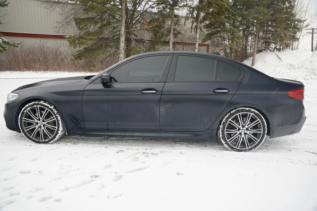 BMW 540 I * M-Package* * HeadUp* AвтоКредит* (ЦЕНА ДО БГ) - изображение 6