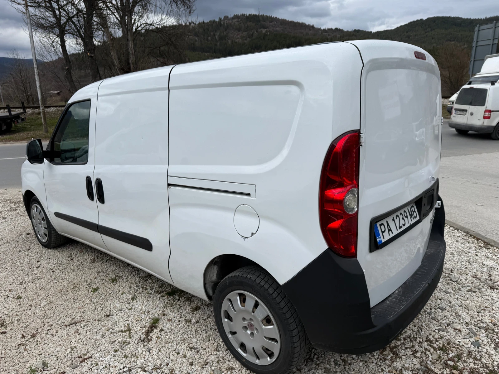 Fiat Doblo 1.3 multijet MAXI, снимка 7 - Автомобили и джипове - 53949709