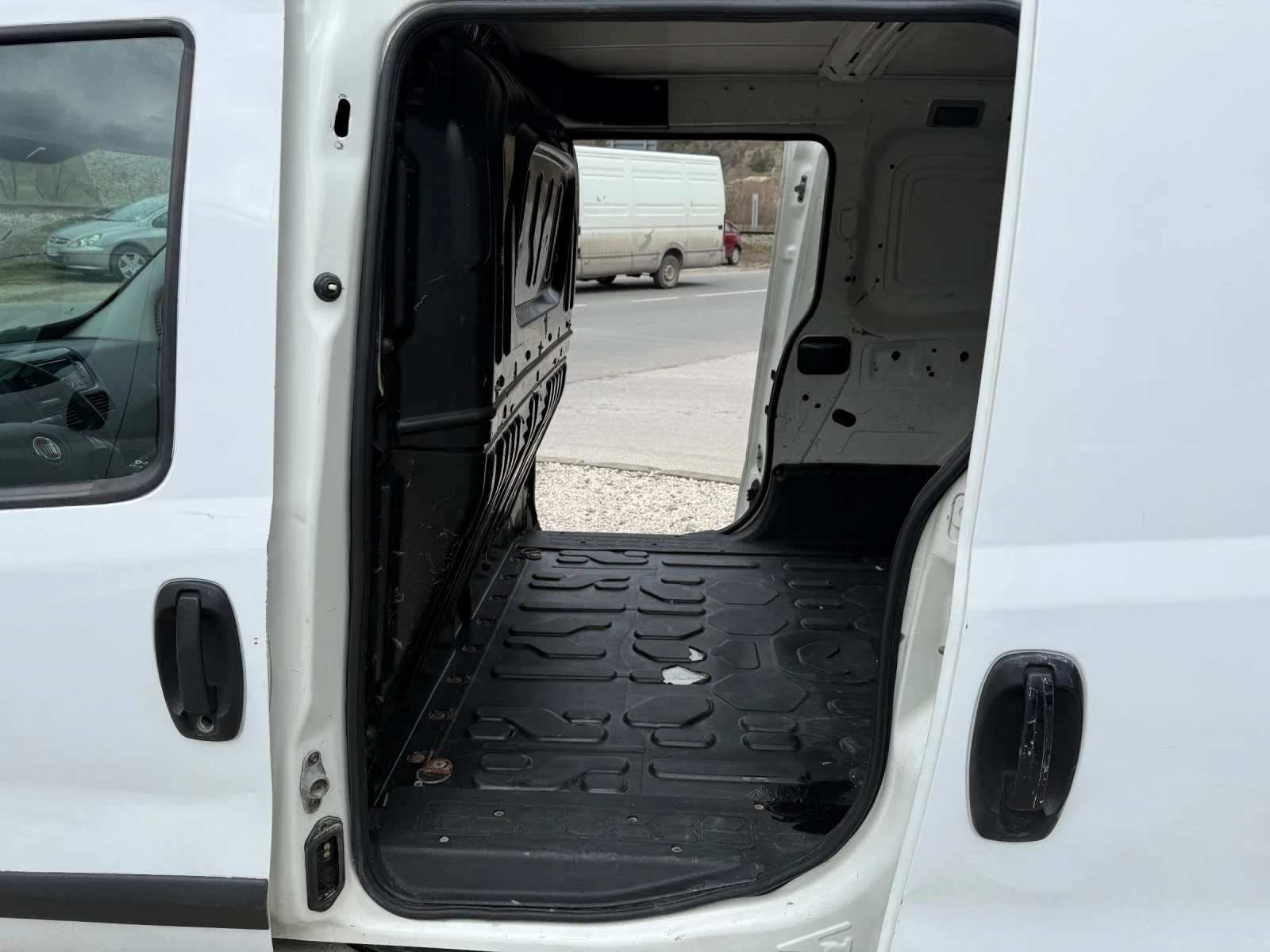 Fiat Doblo 1.3 multijet MAXI, снимка 8 - Автомобили и джипове - 53949709