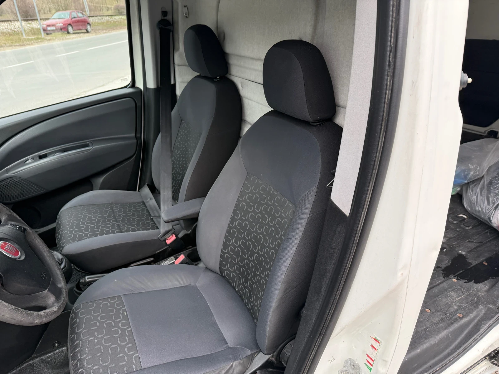 Fiat Doblo 1.3 multijet MAXI, снимка 10 - Автомобили и джипове - 53949709