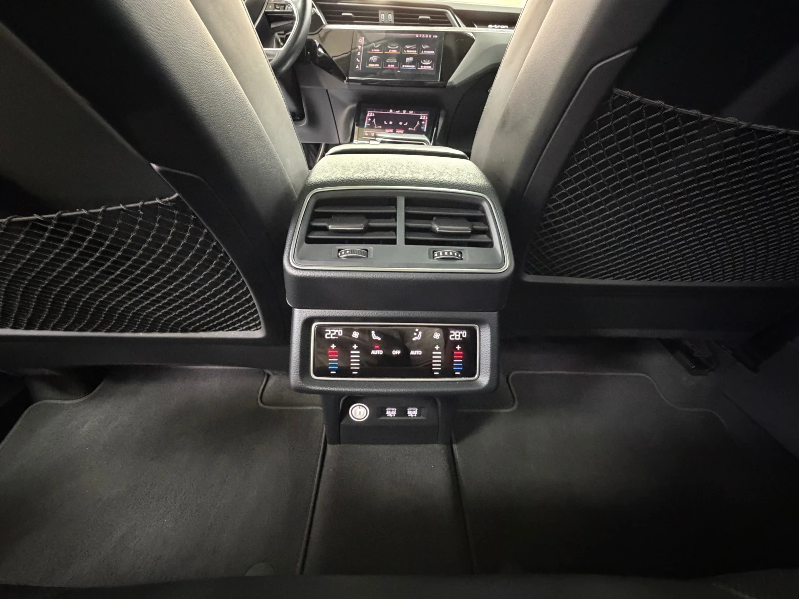 Audi E-Tron 55 SOH 90% Certified , снимка 13 - Автомобили и джипове - 55216013