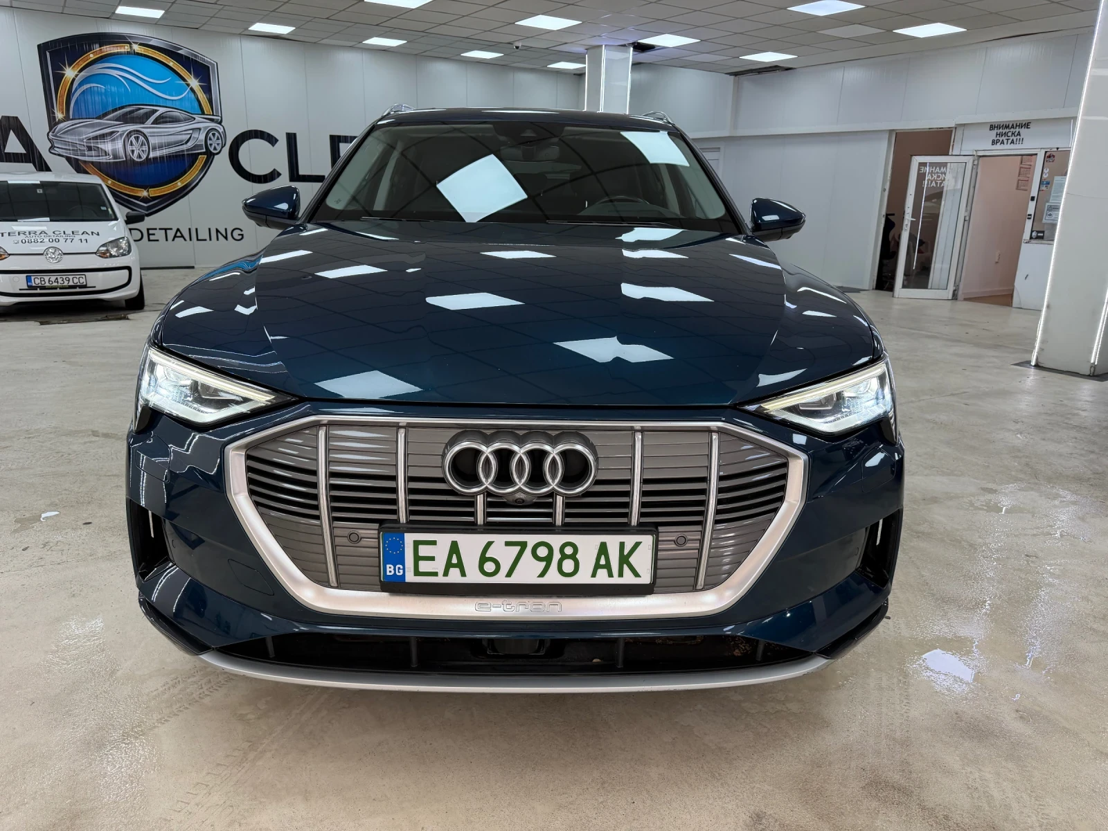 Audi E-Tron 55 SOH 90% Certified , снимка 2 - Автомобили и джипове - 55216013