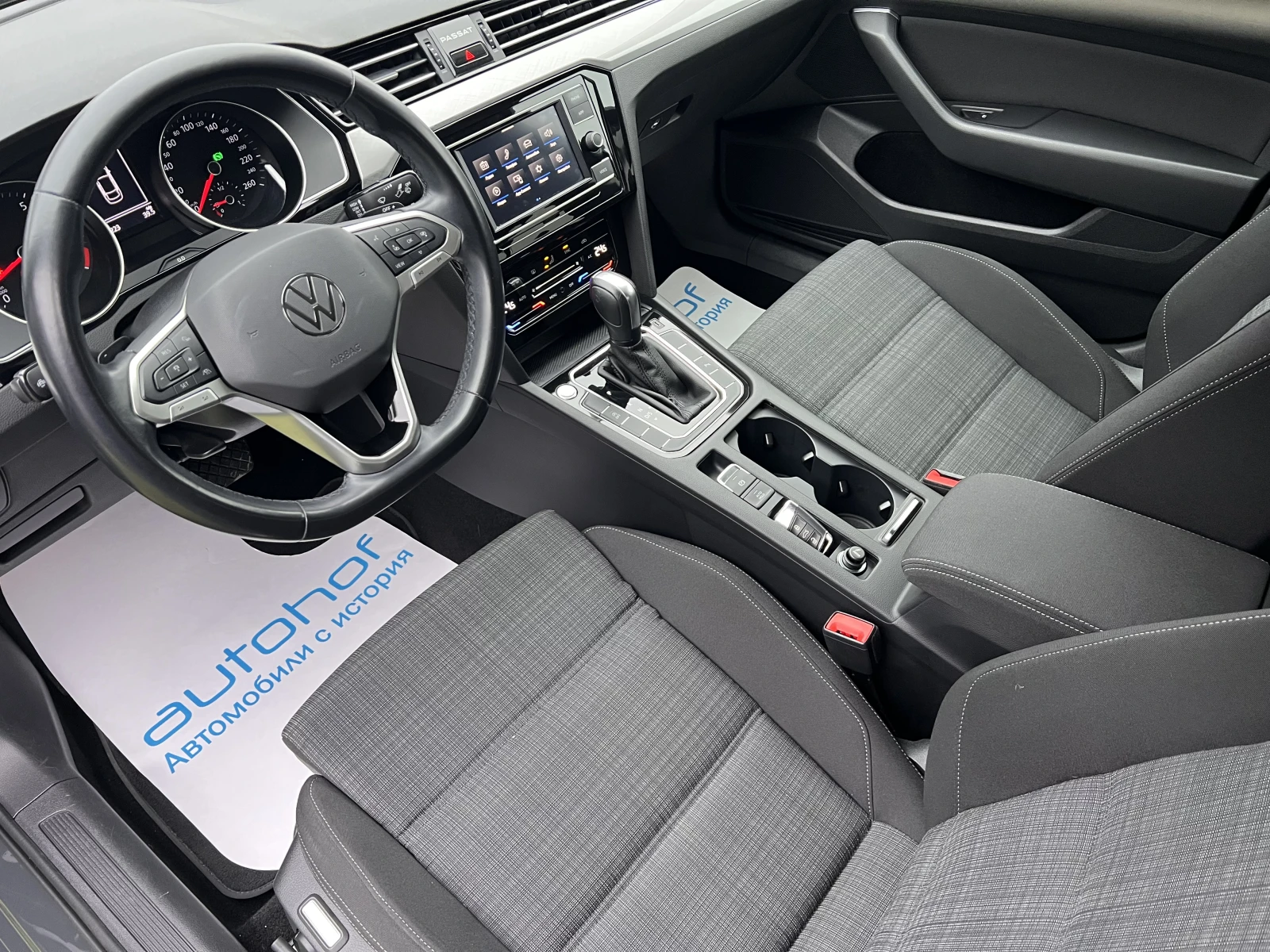 VW Passat VW Passat BUSINESS/1.5TSI/150k.c./7-DSG, снимка 11 - Автомобили и джипове - 54205709