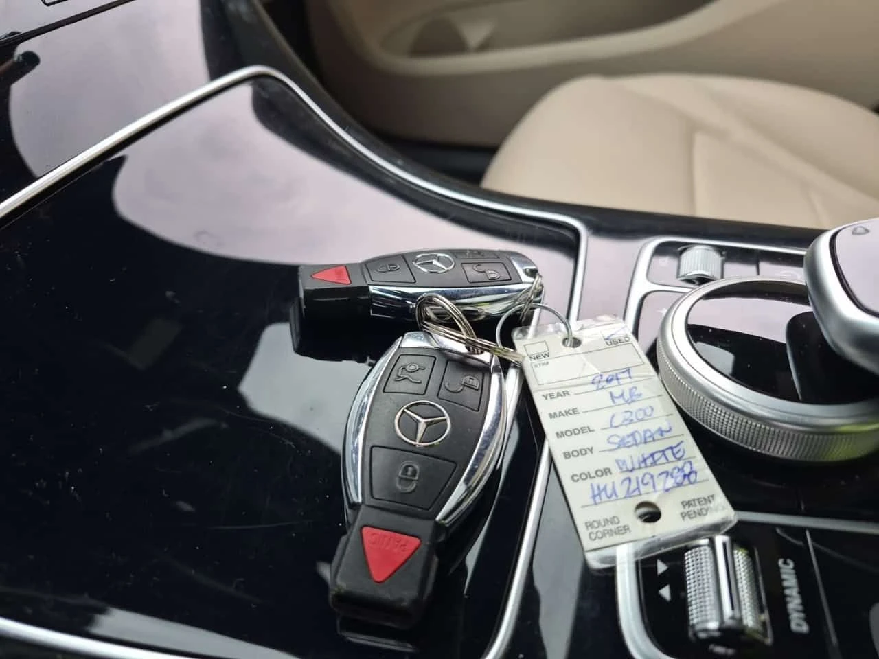 Mercedes-Benz C 300 * CARFAX * 2 ����� * ����� ������� *  | Mobile.bg � ����������� 7