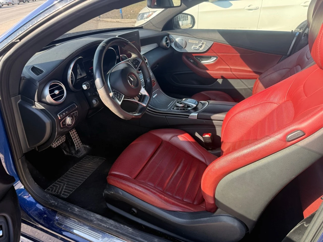 Mercedes-Benz C 43 AMG 4MATIC* COUPE* BURMESTER* ПАНО* 360* КАМЕРИ* , снимка 9 - Автомобили и джипове - 54297079