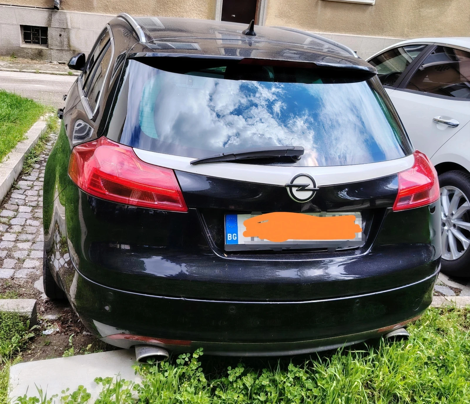Opel Insignia 2.8 V6 Turbo, 4x4 Automatic, снимка 3 - Автомобили и джипове - 54392253