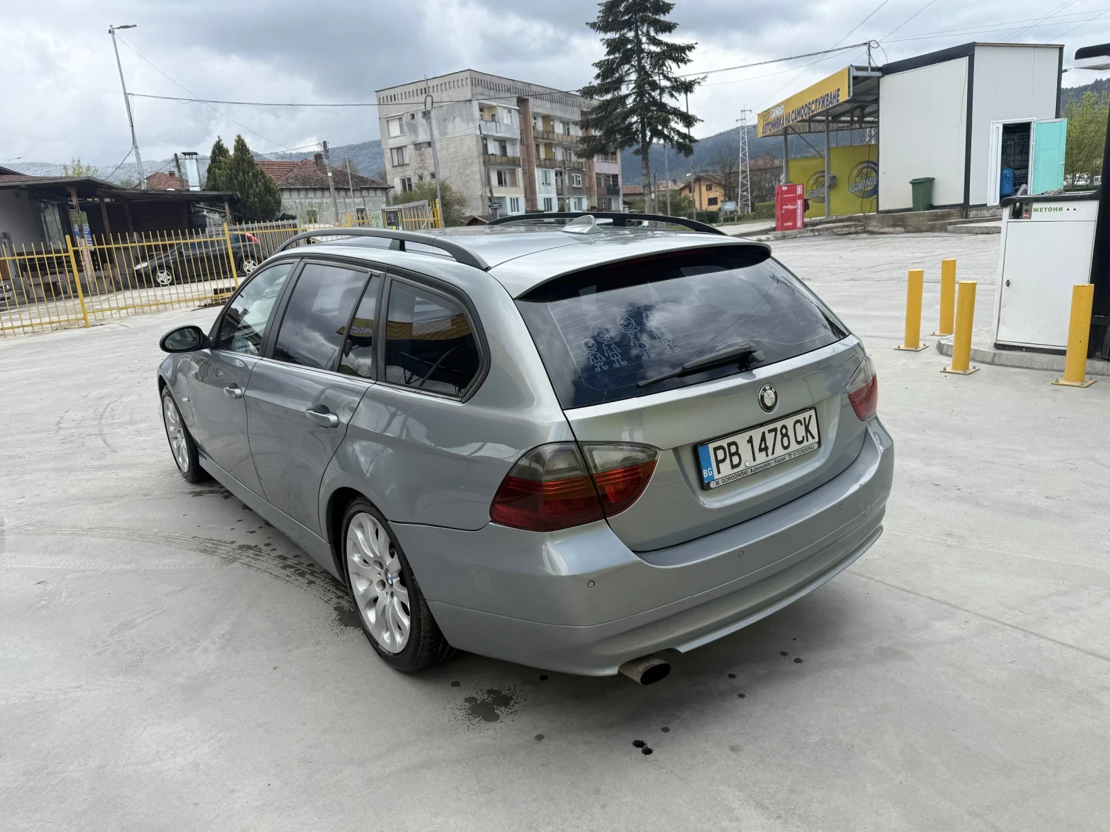 BMW 320 E91 320d, снимка 6 - Автомобили и джипове - 54478005