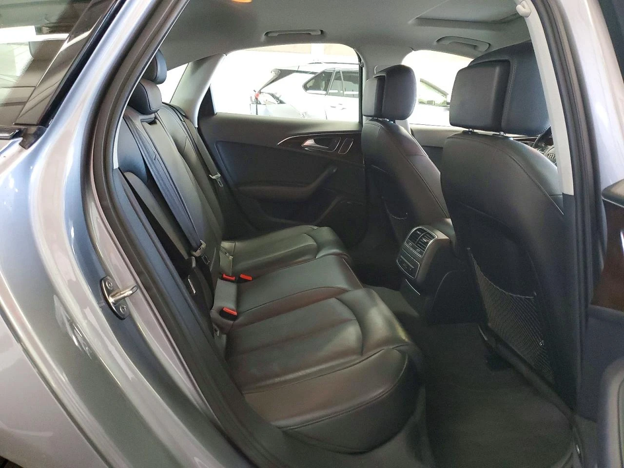 Audi A6 3.0l Premium Plus, снимка 10 - Автомобили и джипове - 54496730