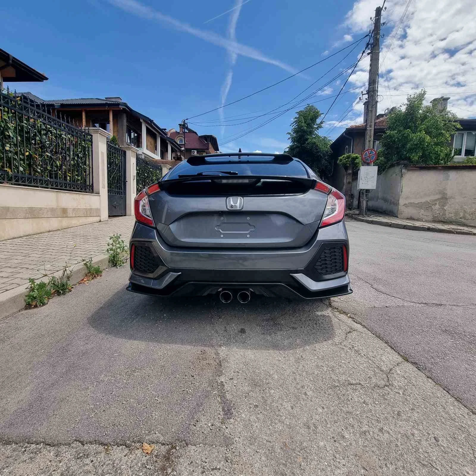 Honda Civic 1.5 Turbo Sport, снимка 3 - Автомобили и джипове - 54767591