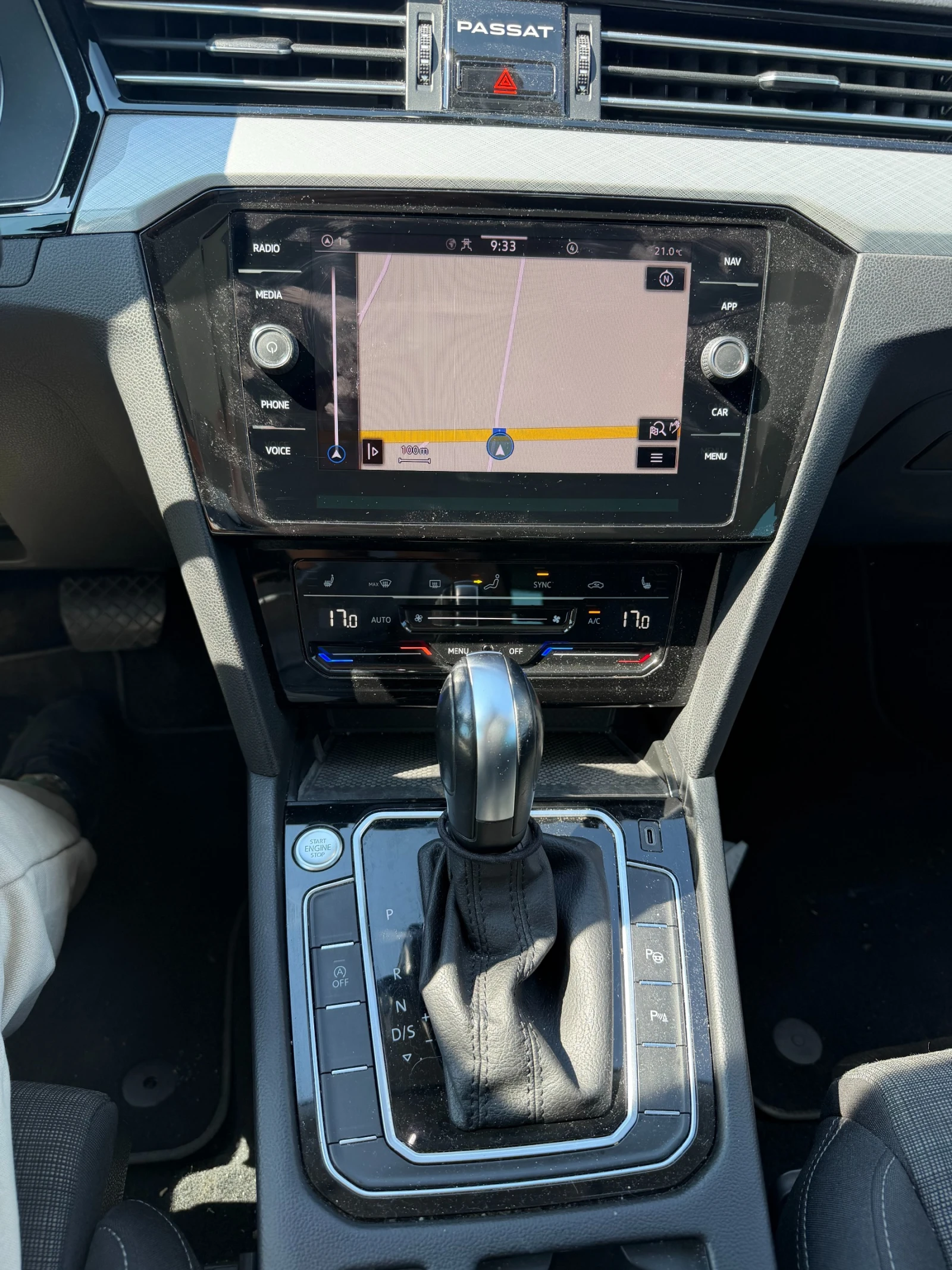 VW Passat 2.0TDI AVTOMAT/NAVI/KAMERA/PANORAMA EURO 6, снимка 14 - Автомобили и джипове - 55059089