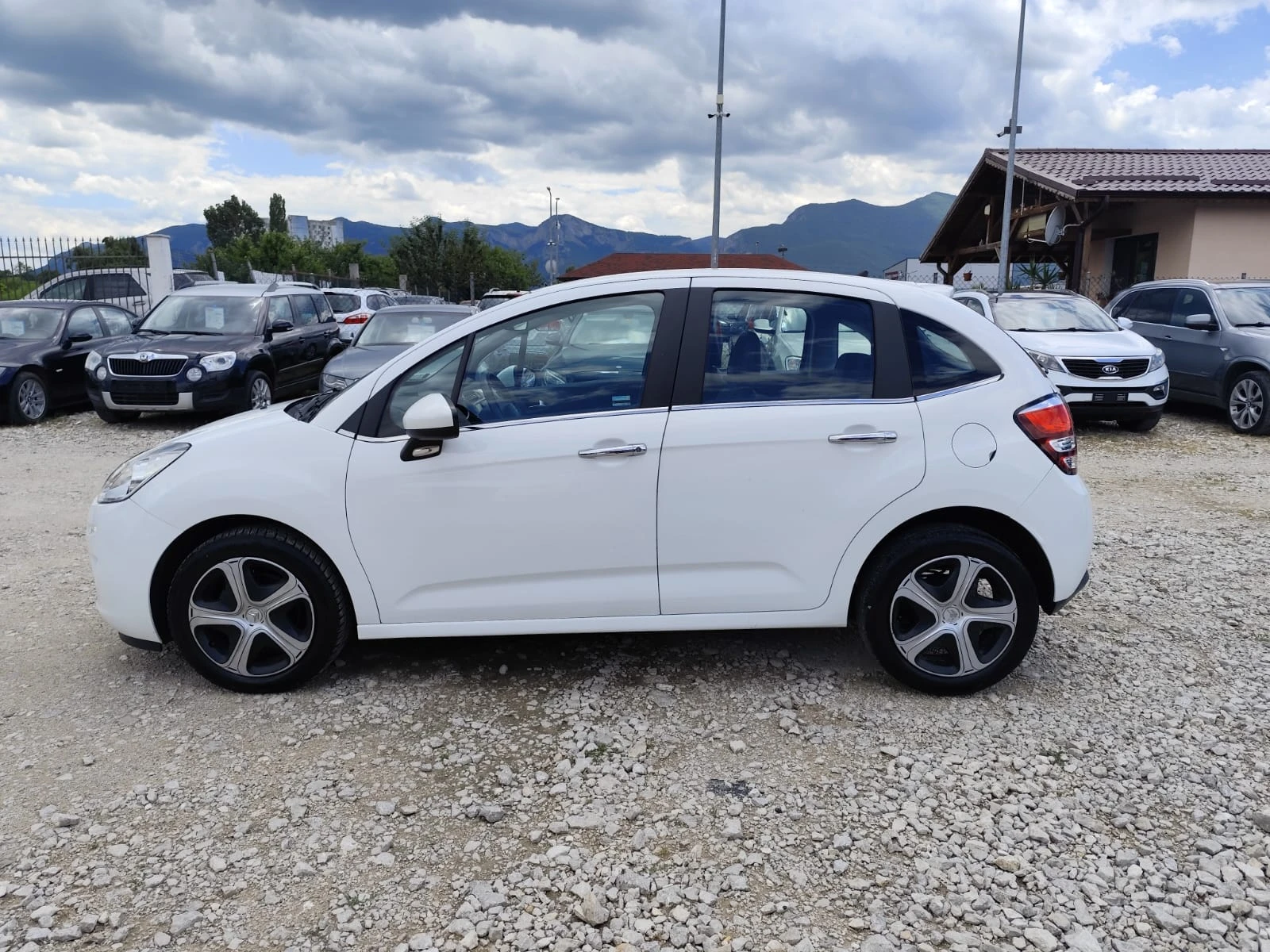 Citroen C3 1.2 бензин Италия, снимка 9 - Автомобили и джипове - 55263098