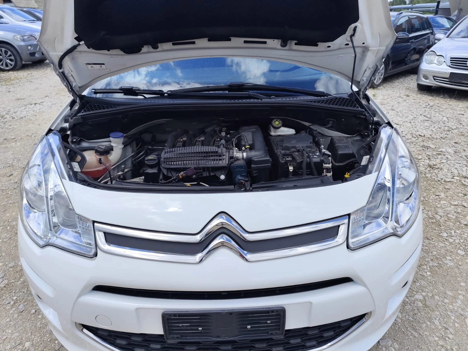 Citroen C3 1.2 бензин Италия, снимка 15 - Автомобили и джипове - 55263098