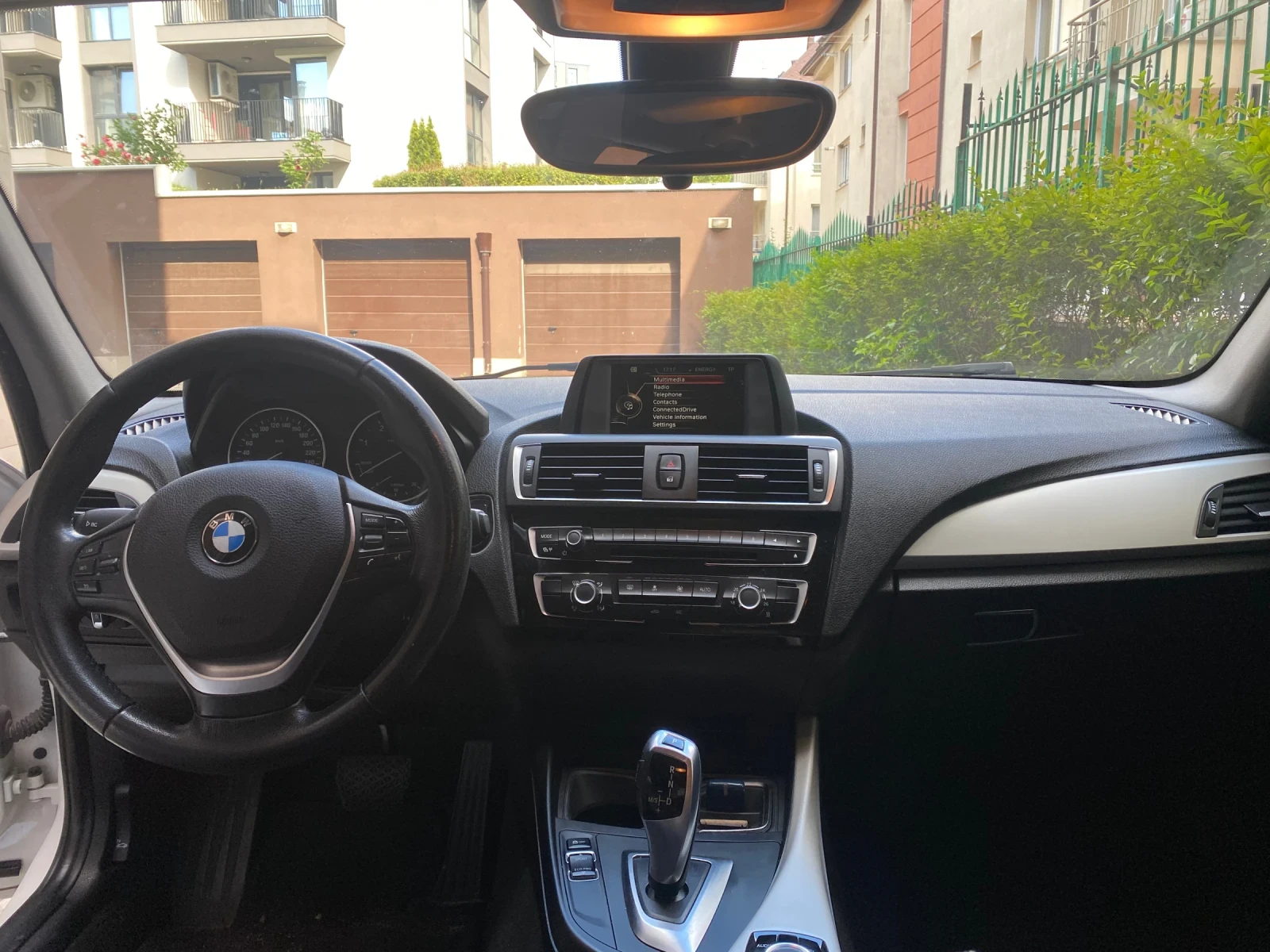 BMW 120 Facelift , снимка 12 - Автомобили и джипове - 55276621