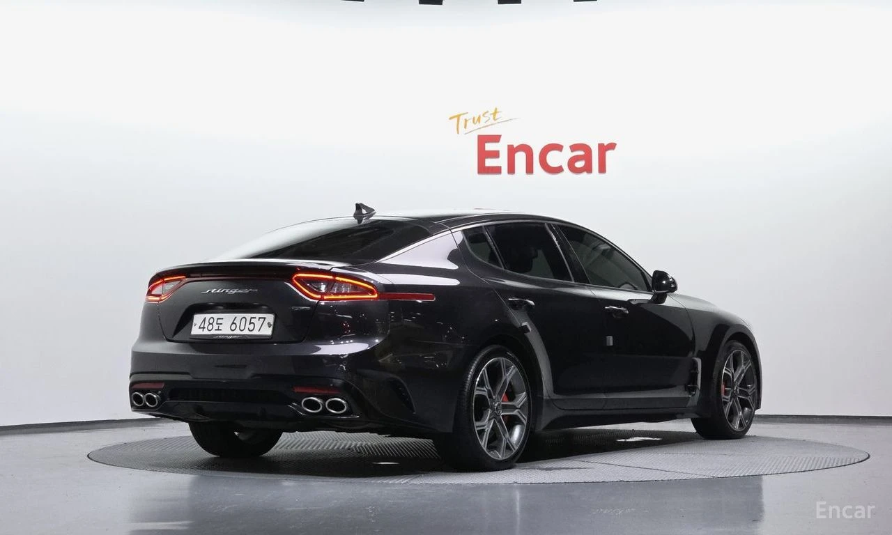 Kia Stinger 3.3* TURBO* GT* ОБДУХВАНЕ* ДИСТРОНИК* ХЕДЪП* 360КА, снимка 2 - Автомобили и джипове - 55380323