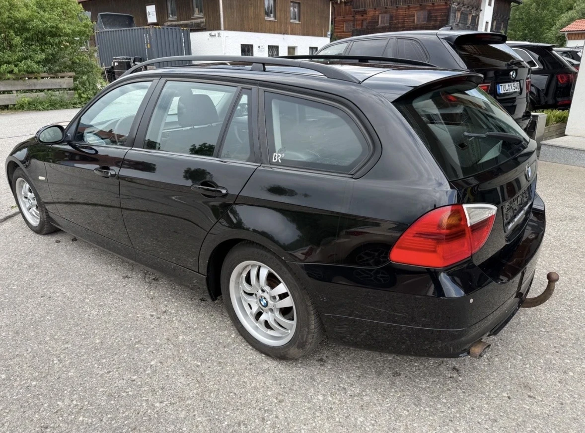 BMW 318 Очакван внос от Германия 05.08.26 отлична, снимка 4 - Автомобили и джипове - 55411708