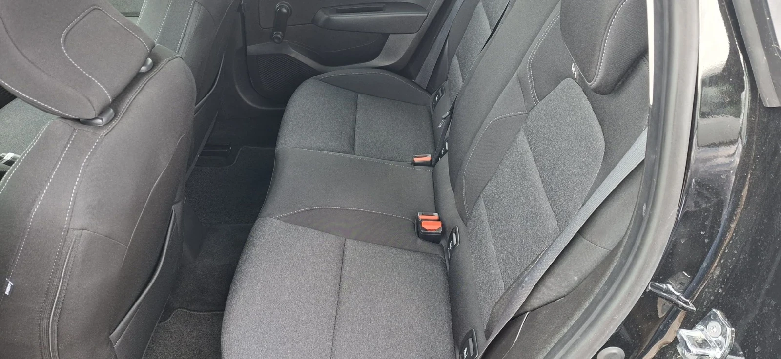 Renault Clio 1.5DCI-100kc, снимка 5 - Автомобили и джипове - 55493042