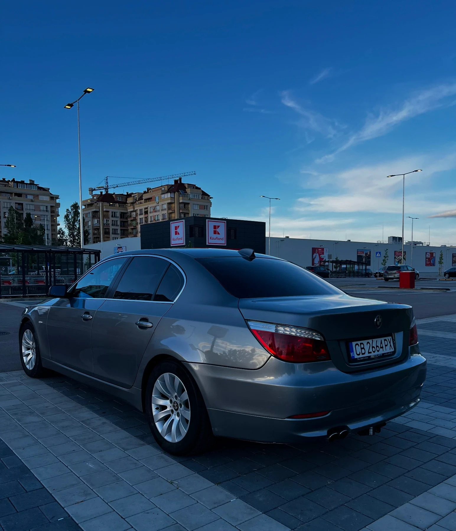 BMW 525, снимка 6 - Автомобили и джипове - 55522279