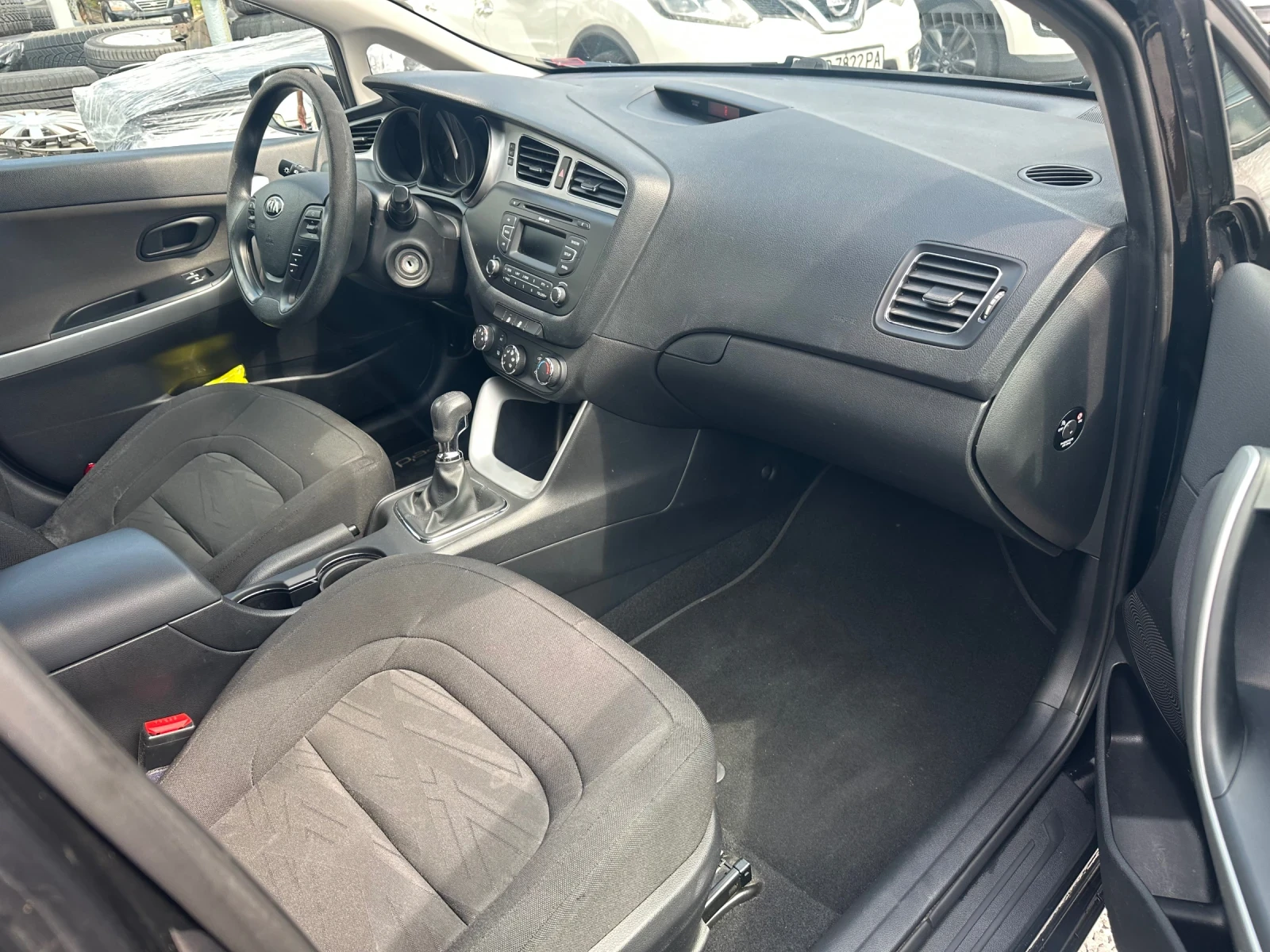Kia Ceed ГЕРМАНИЯ, снимка 11 - Автомобили и джипове - 55609567