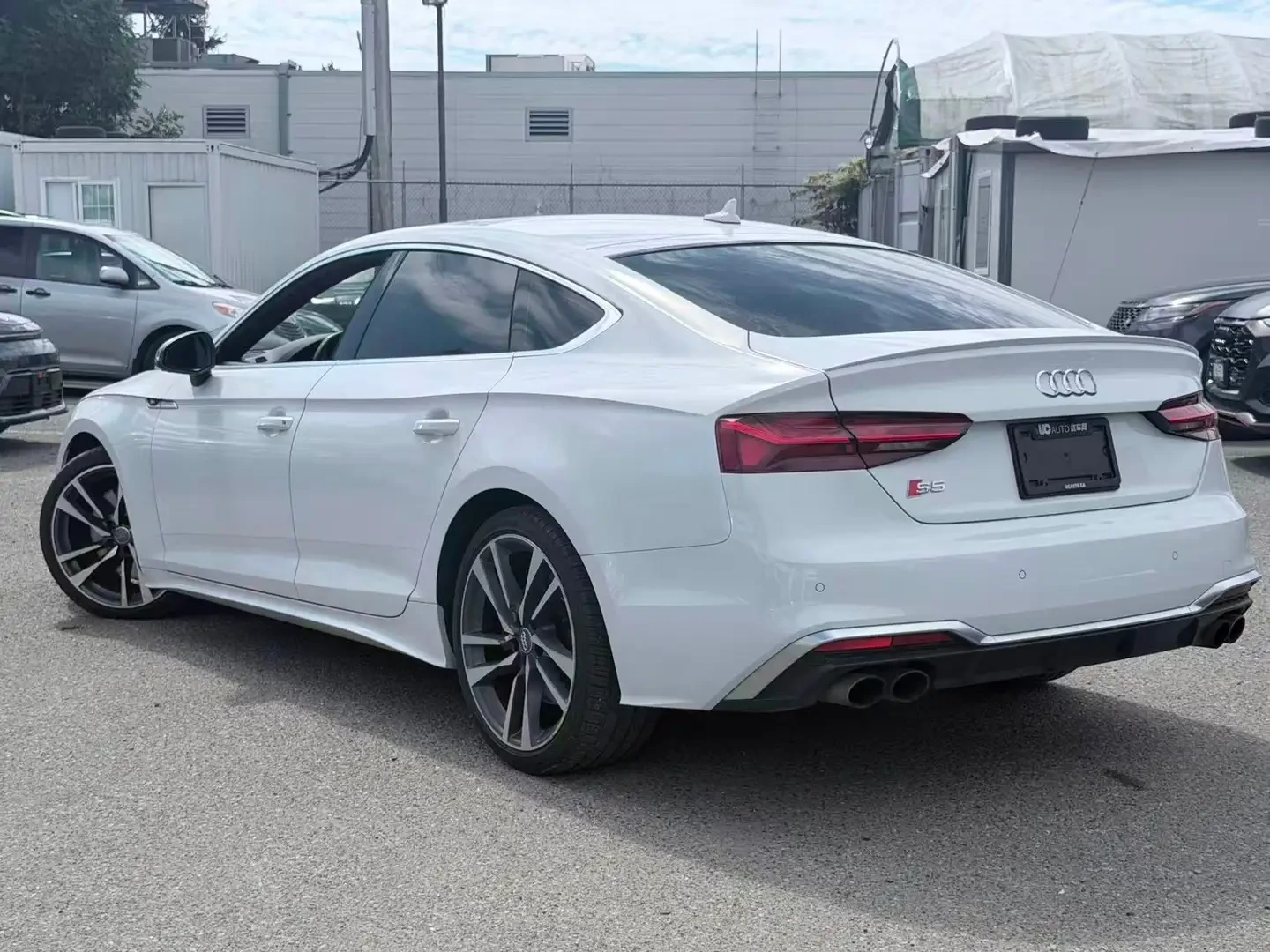 Audi S5 MATRIX* BANG* OLUFSEN* 360КАМЕРА* ПОДГРЕВ* , снимка 4 - Автомобили и джипове - 55788315