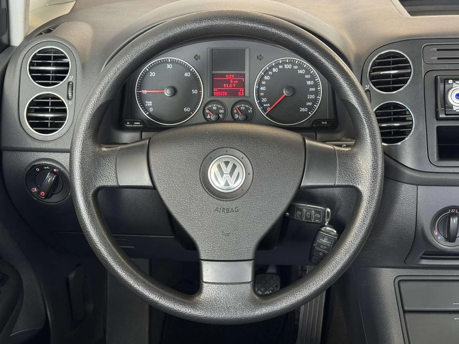 VW Golf Plus 1.9 TDI , снимка 11 - Автомобили и джипове - 56521058