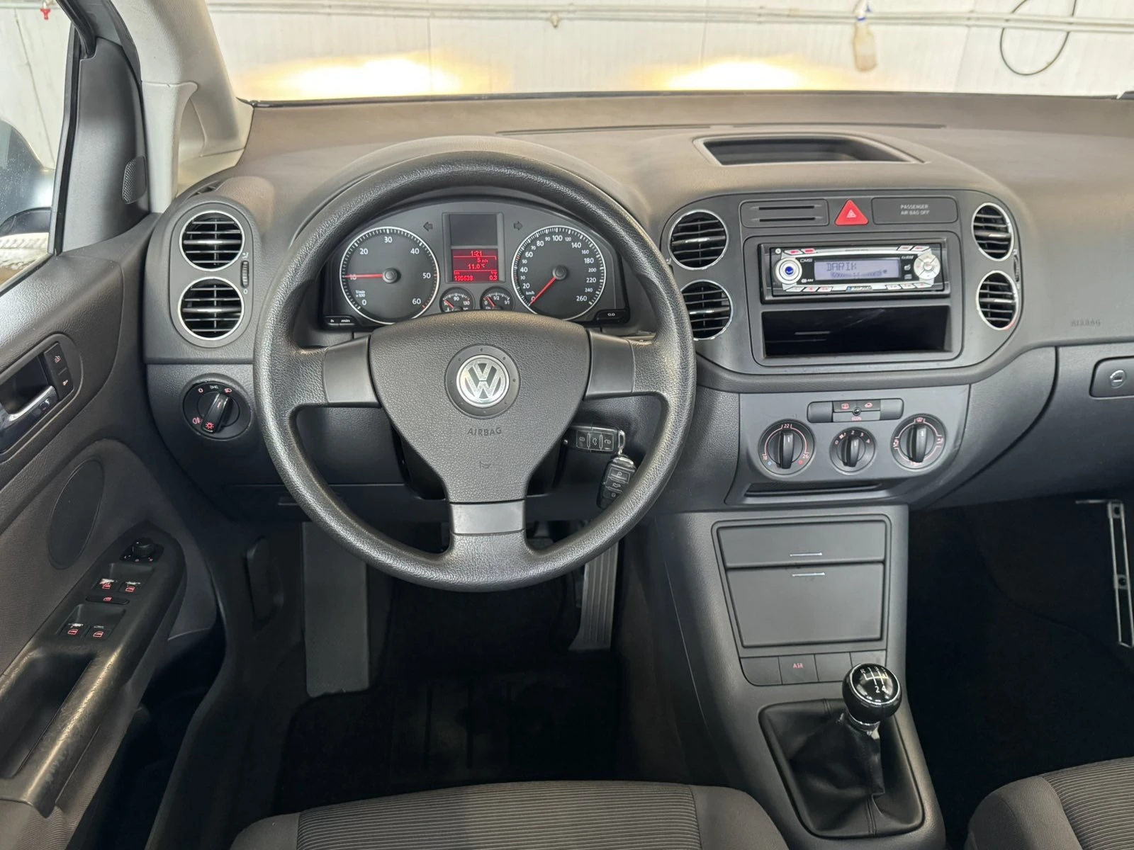 VW Golf Plus 1.9 TDI , снимка 10 - Автомобили и джипове - 56521058