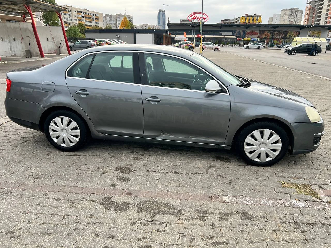 VW Jetta, снимка 3 - Автомобили и джипове - 56550592