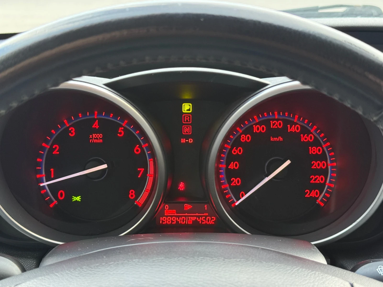 Mazda 3 2.0i AUTOMAT, снимка 14 - Автомобили и джипове - 56659487