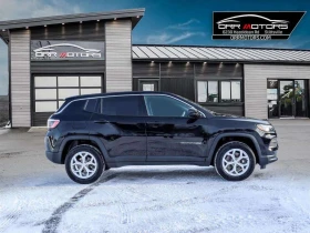Jeep Compass * 4X4 | TURBO | CARPLAY | HTD SEATS | SAFETY TECH  - 23850 € / 46646.55 лв. - 99298665 3