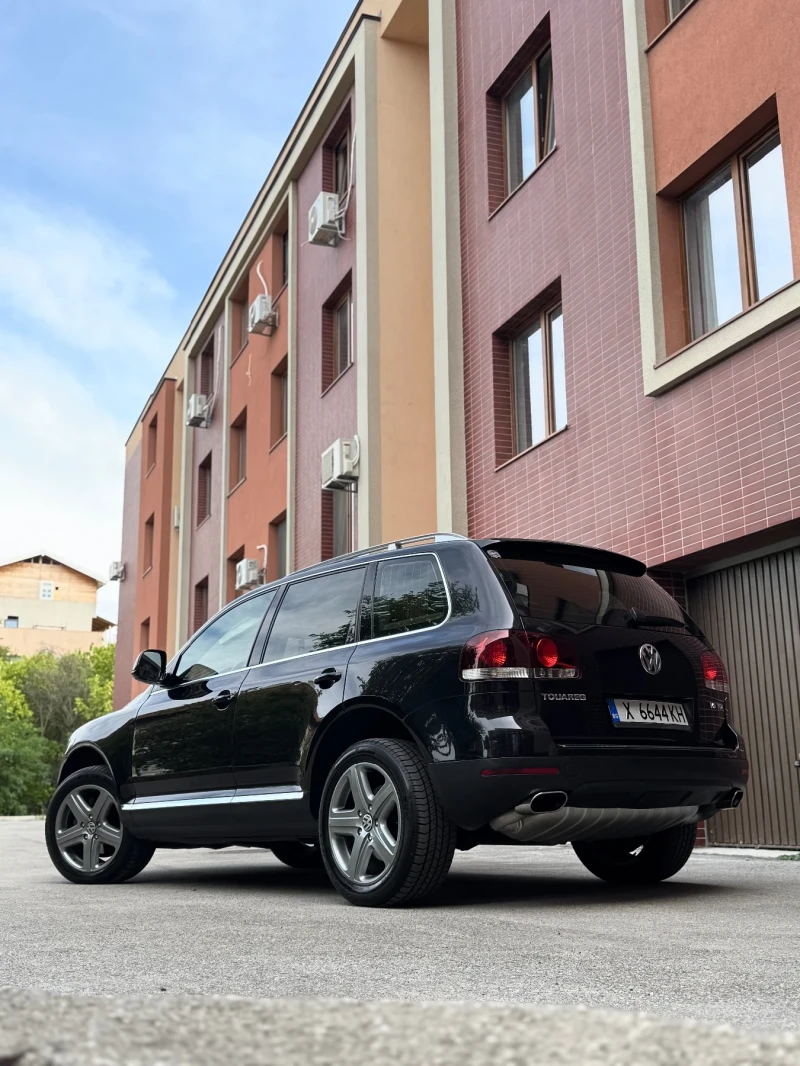 VW Touareg V6, снимка 8 - Автомобили и джипове - 52596288