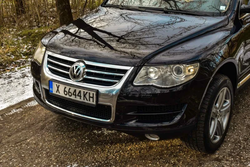 VW Touareg V6, снимка 3 - Автомобили и джипове - 48800652