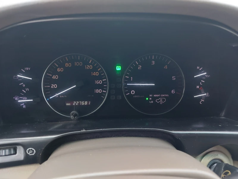 Toyota Land cruiser 4.2 TDI* LUXURY PREMIUM* FULL EXTRI, снимка 11 - Автомобили и джипове - 52502742