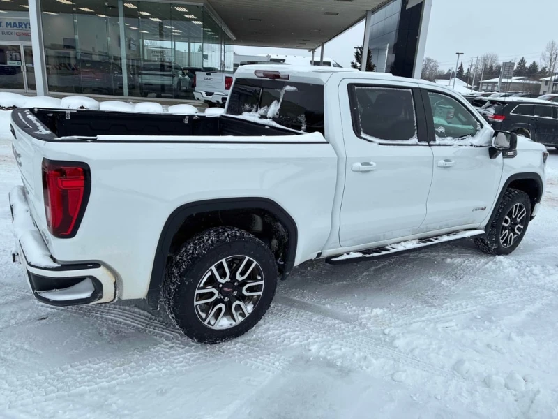 Gmc Sierra * AT4 * CARFAX * 360 КАМЕРИ* ОБДУХВАНЕ* , снимка 3 - Автомобили и джипове - 53339743