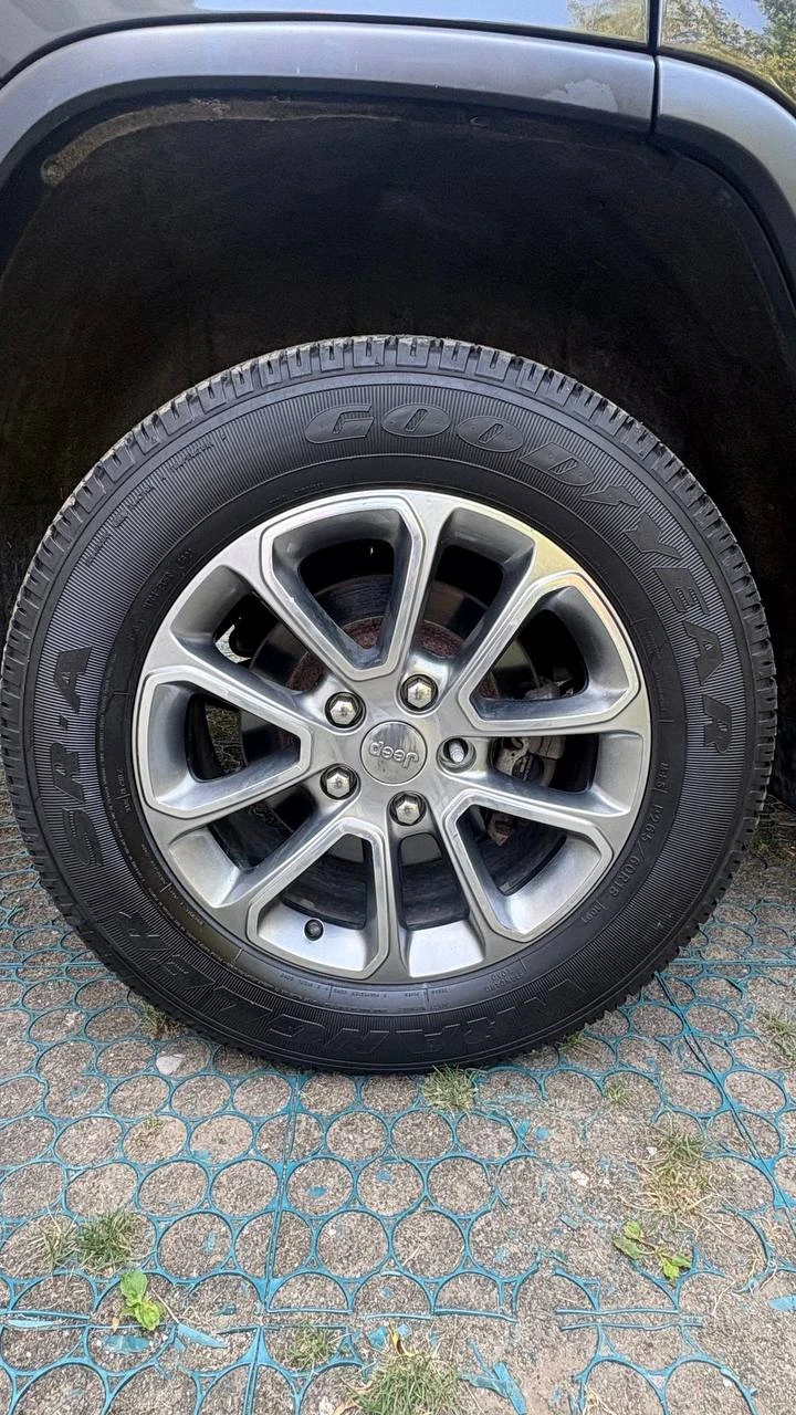 Jeep Grand cherokee Limited, снимка 9 - Автомобили и джипове - 55396640