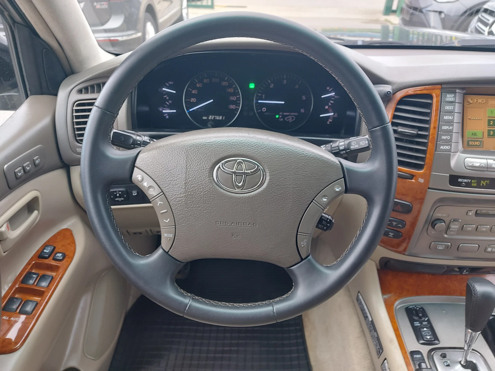 Toyota Land cruiser 4.2 TDI* FULL EXTRI - изображение 10