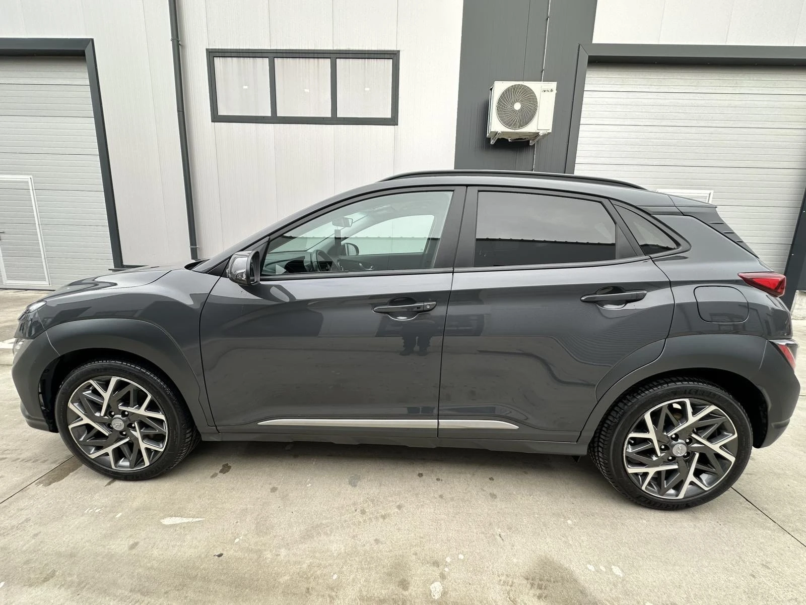 Hyundai Kona 1.6 HYBRID ITALIA - изображение 7