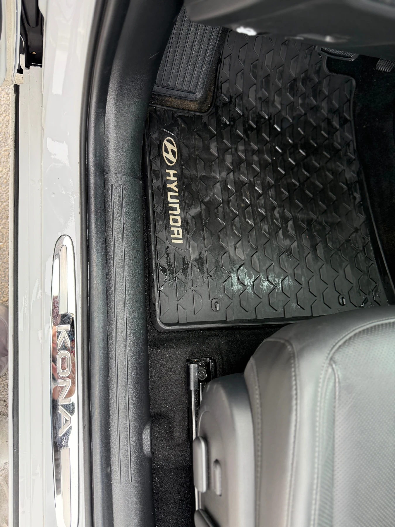 Hyundai Kona, снимка 17 - Автомобили и джипове - 53527135