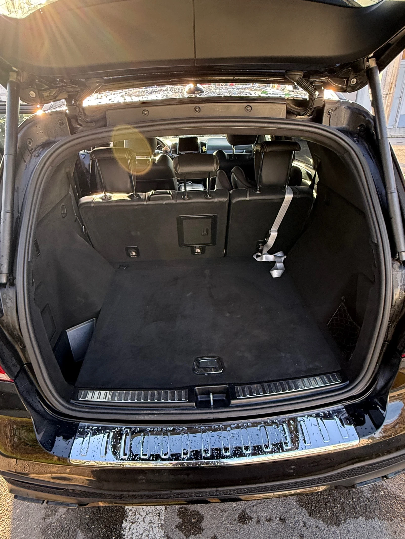 Mercedes-Benz GLE 63 AMG  - изображение 10