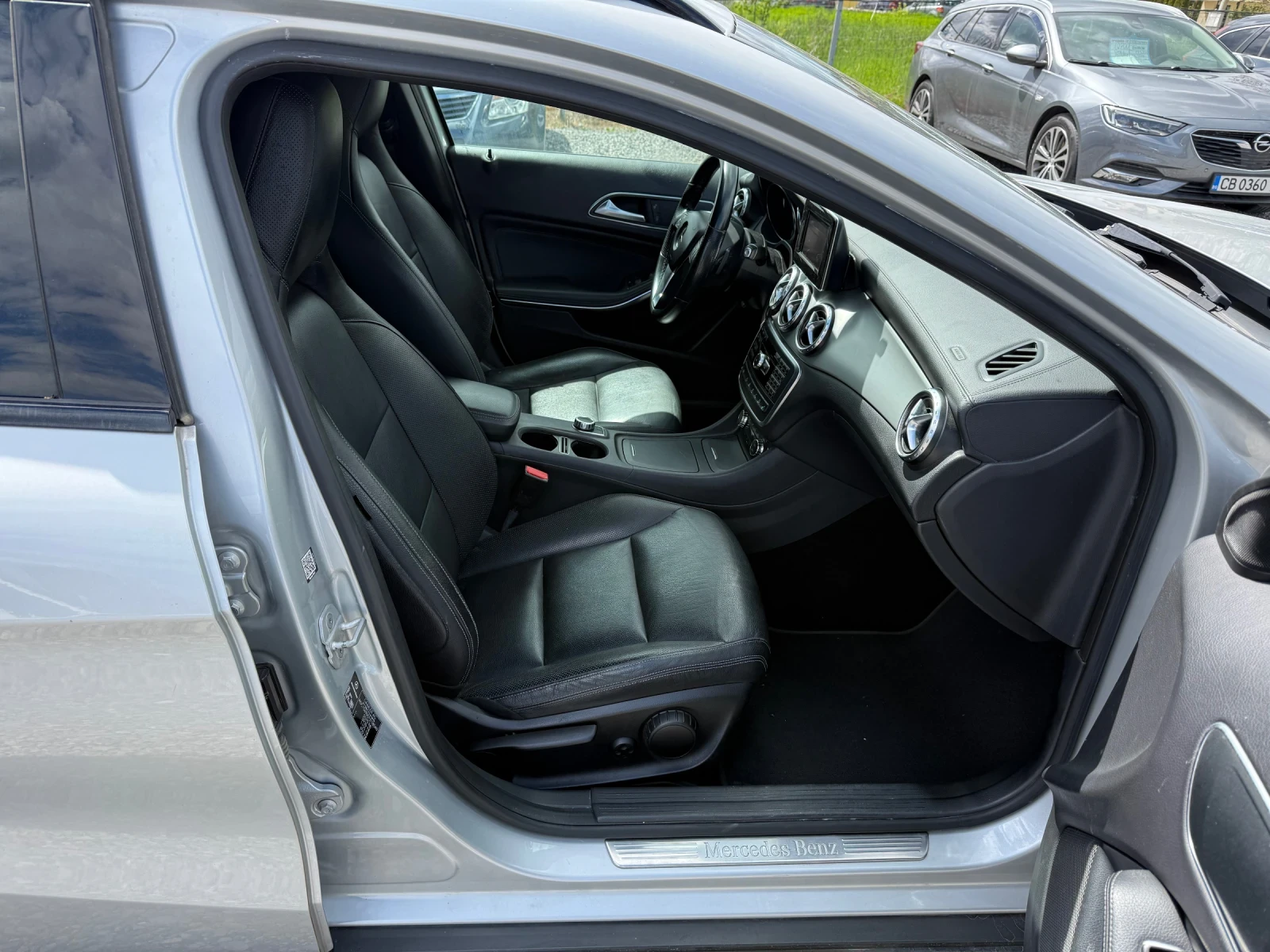 Mercedes-Benz GLA 220 CDI (170 ��) 4MATIC/7G-DCT/����� ������� �����/EU5 | Mobile.bg � ����������� 10