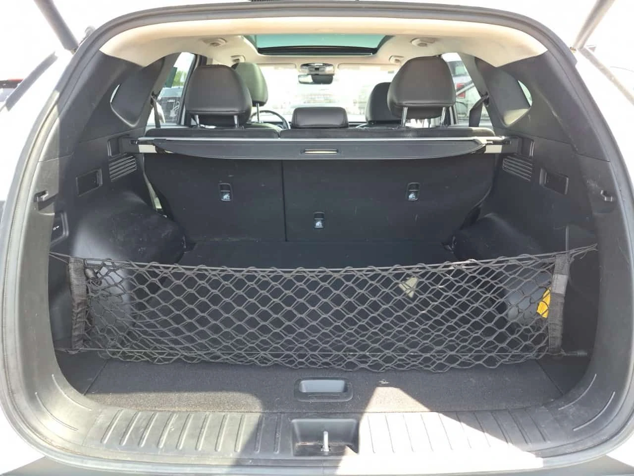 Hyundai Tucson ULTIMATE/CARFAX/ФИНАНСИРАНЕ, снимка 13 - Автомобили и джипове - 54833597