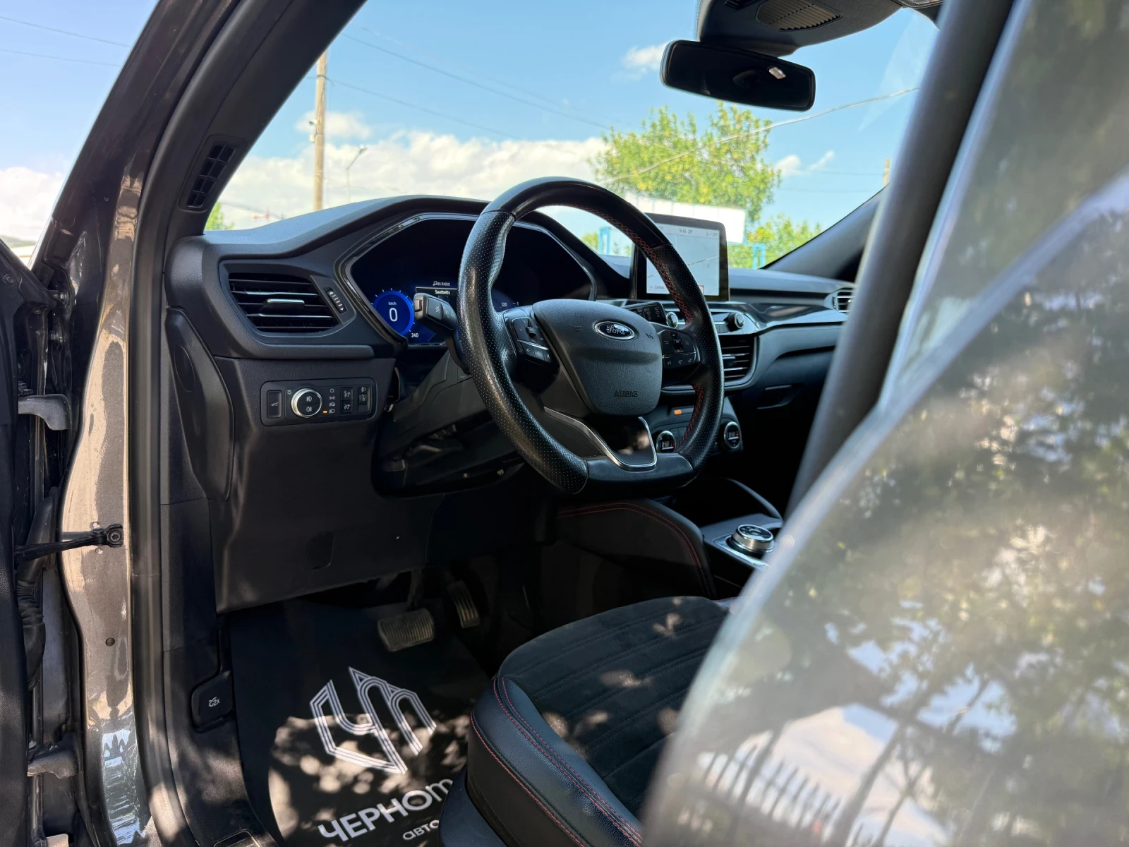 Ford Kuga 2.5i Hybrid ST-Line 190kc FullHEV, снимка 13 - Автомобили и джипове - 55049781