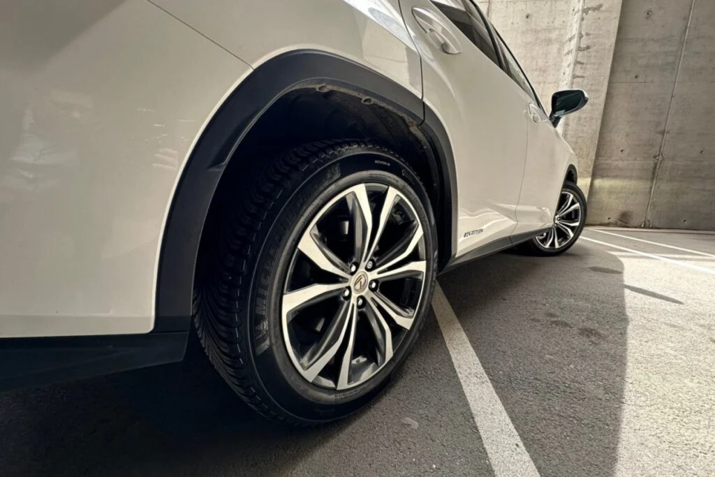 Lexus RX 450h, снимка 2 - Автомобили и джипове - 55431252