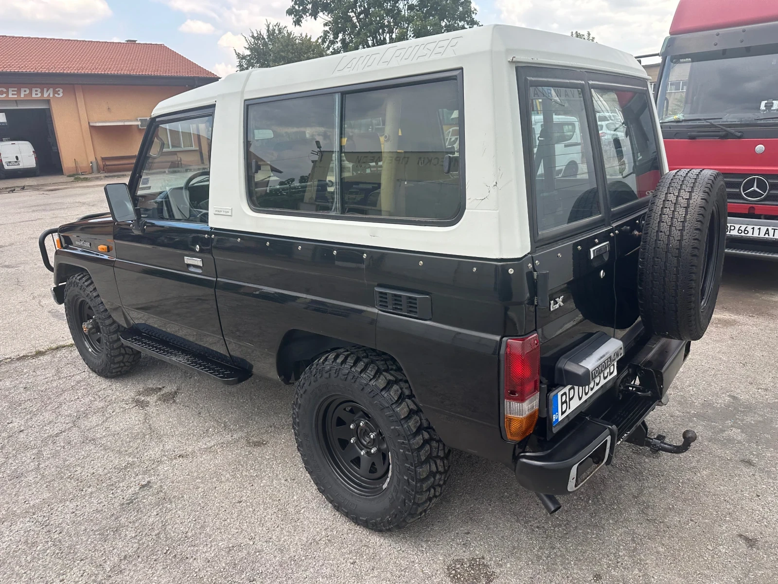 Toyota Land cruiser, снимка 4 - Автомобили и джипове - 55778534