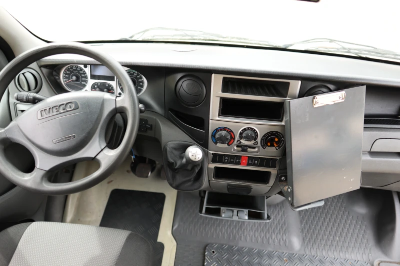 Iveco Daily C30C, снимка 13 - Бусове и автобуси - 49484622