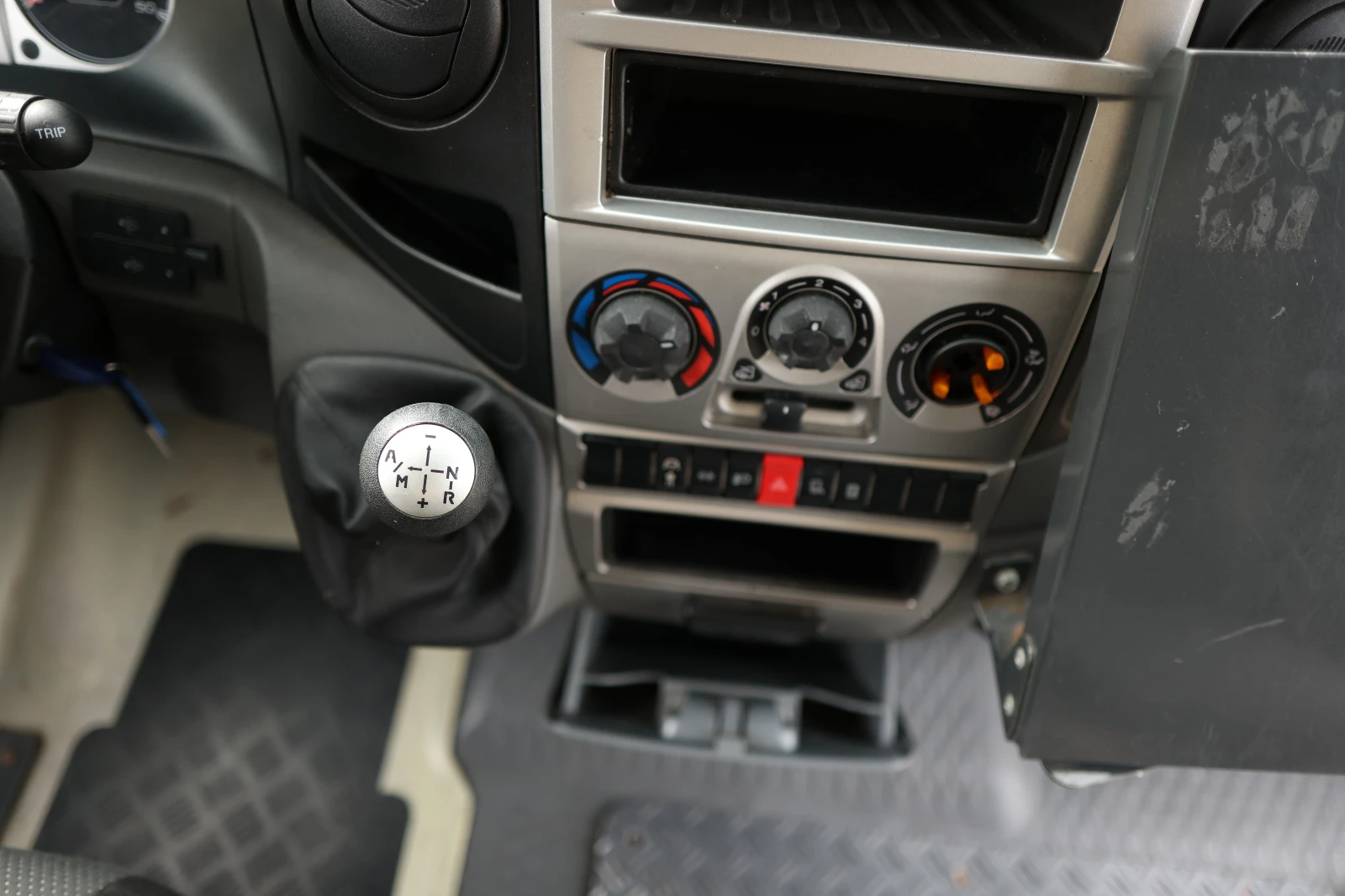 Iveco Daily C30C | Mobile.bg � ����������� 17