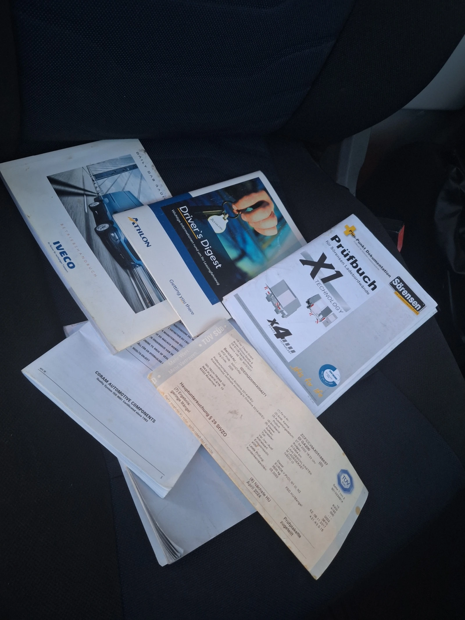 Iveco Daily 35S14 ПАДАЩ БОРД 4.40см, снимка 16 - Бусове и автобуси - 53829491