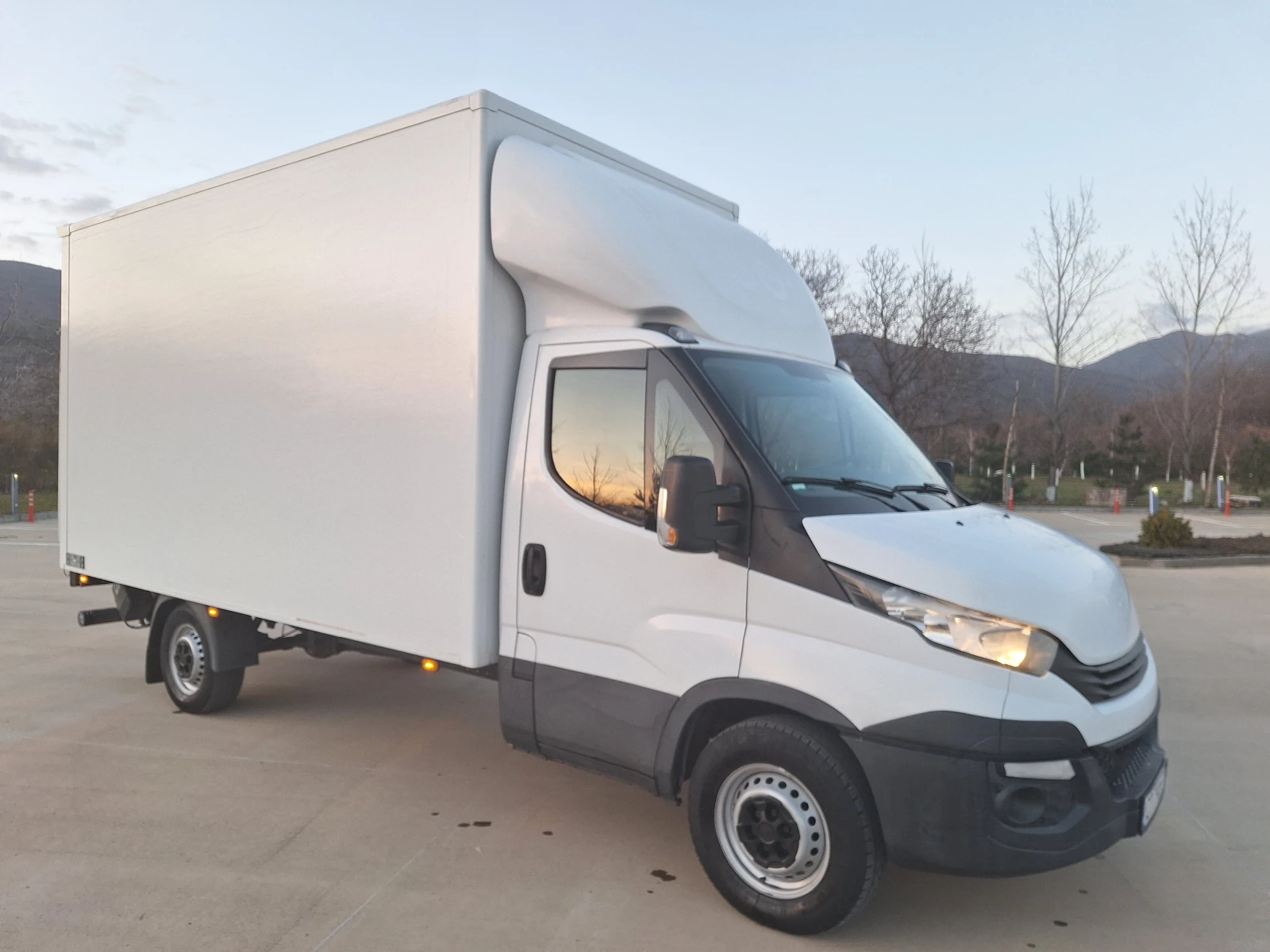 Iveco Daily 35S14 ПАДАЩ БОРД 4.40см