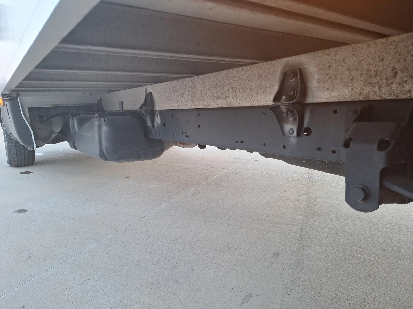 Iveco Daily 35S14 ПАДАЩ БОРД 4.40см, снимка 14 - Бусове и автобуси - 53829491