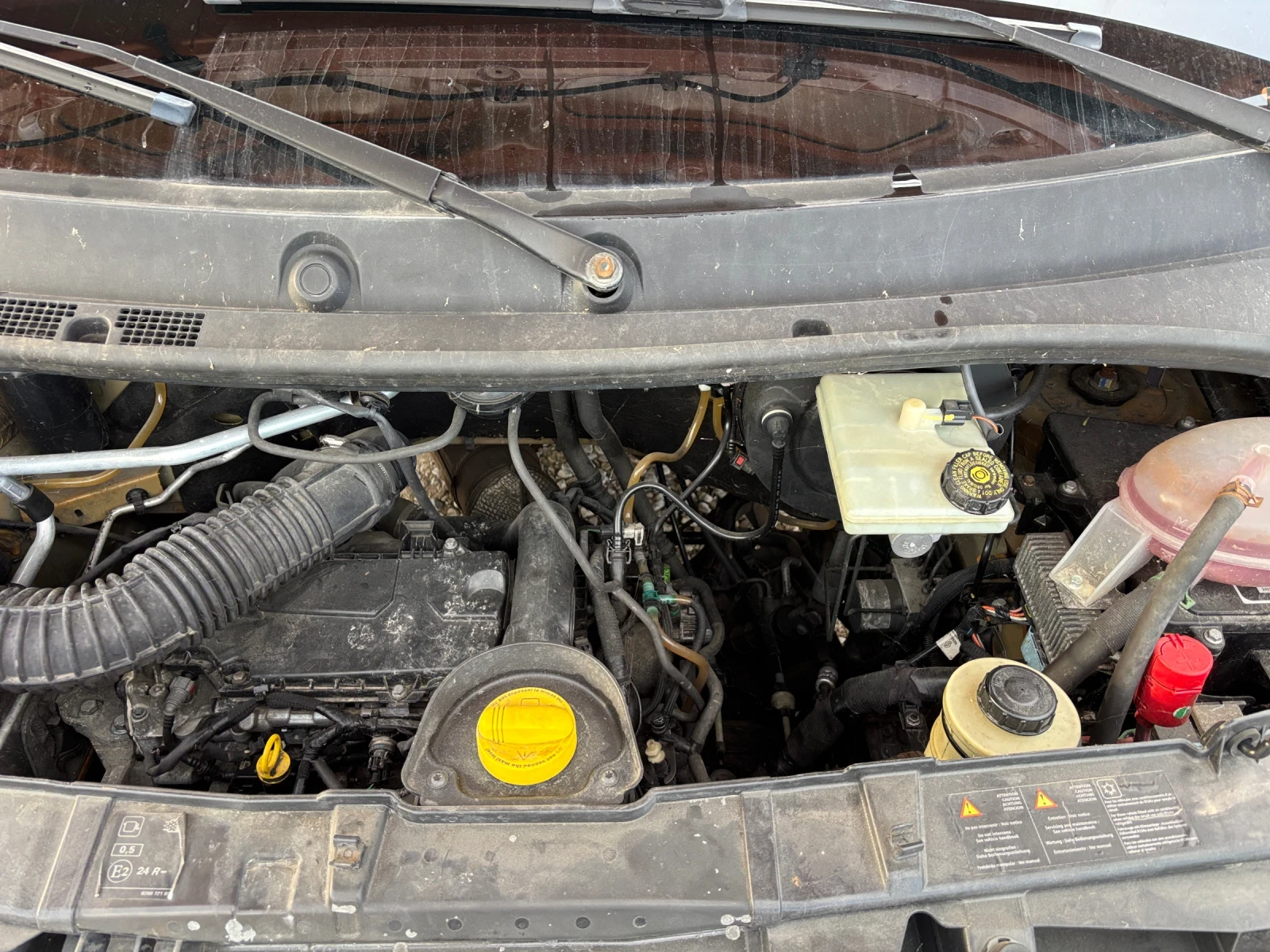 Renault Master 2.3 DCI, снимка 14 - Бусове и автобуси - 55986599